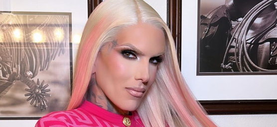 Jeffree Star teases photo of new “NFL boo” and now everyone’s trying to guess who the mystery man is