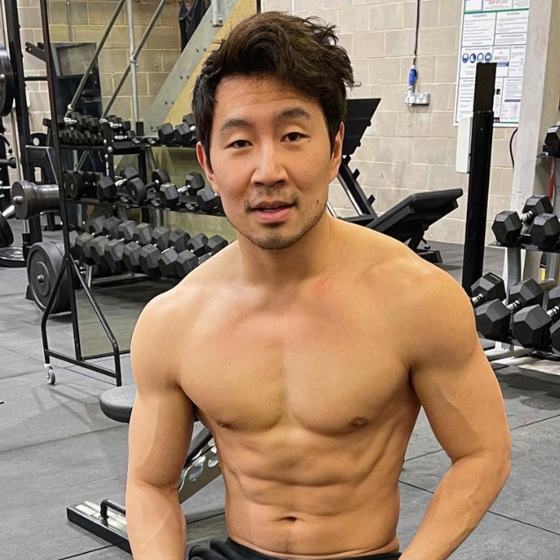 Simu Liu likes to go shirtless on and off the red carpet… and no one is complaining