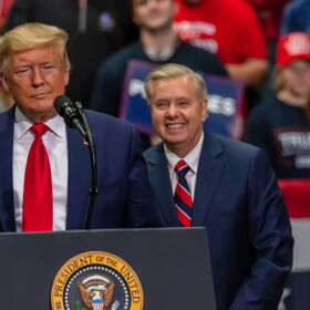 Lindsey Graham isn’t done kissing Trump’s a** just yet, puckers up to join him on 2024 trail