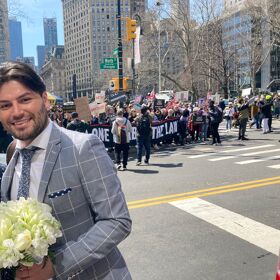 Gay couple ties the knot just moments before Trump shows up to the courthouse to be arrested & arraigned