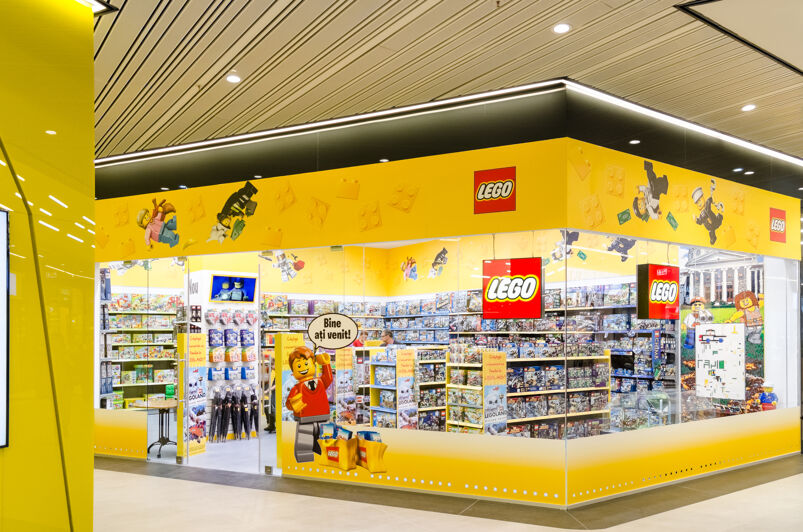 Lego store inside shopping mall