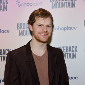 Lucas Hedges on doing love scenes in ‘Brokeback Mountain’ play & why he’s trying to “forget” Heath Ledger