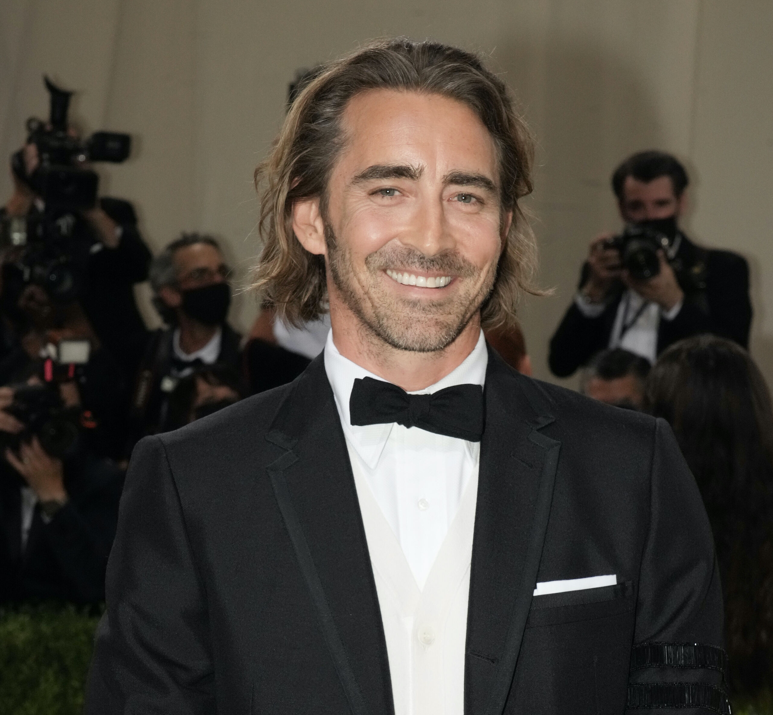 Lee Pace is the Renaissance daddy that we all want & need