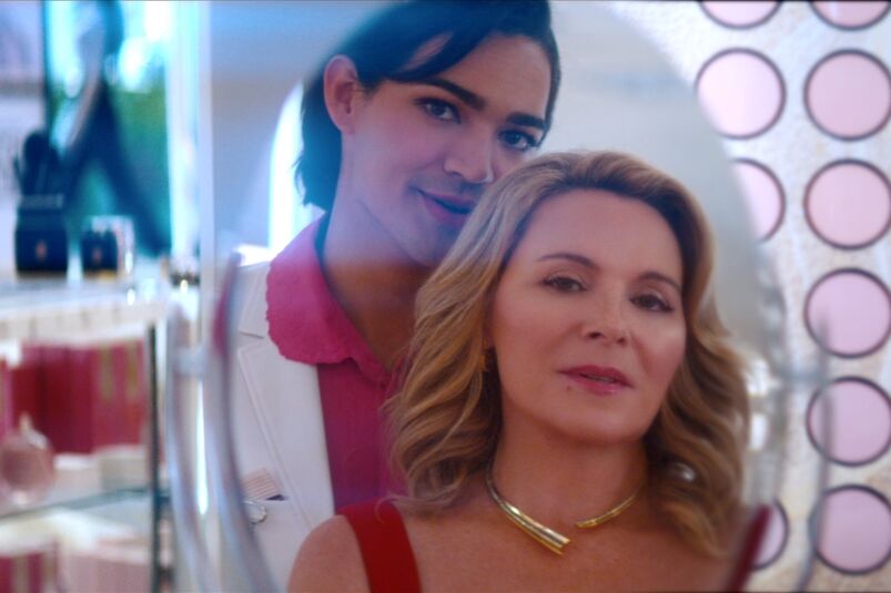 Miss Benny and Kim Cattrall in the mirror in 'Glamorous'