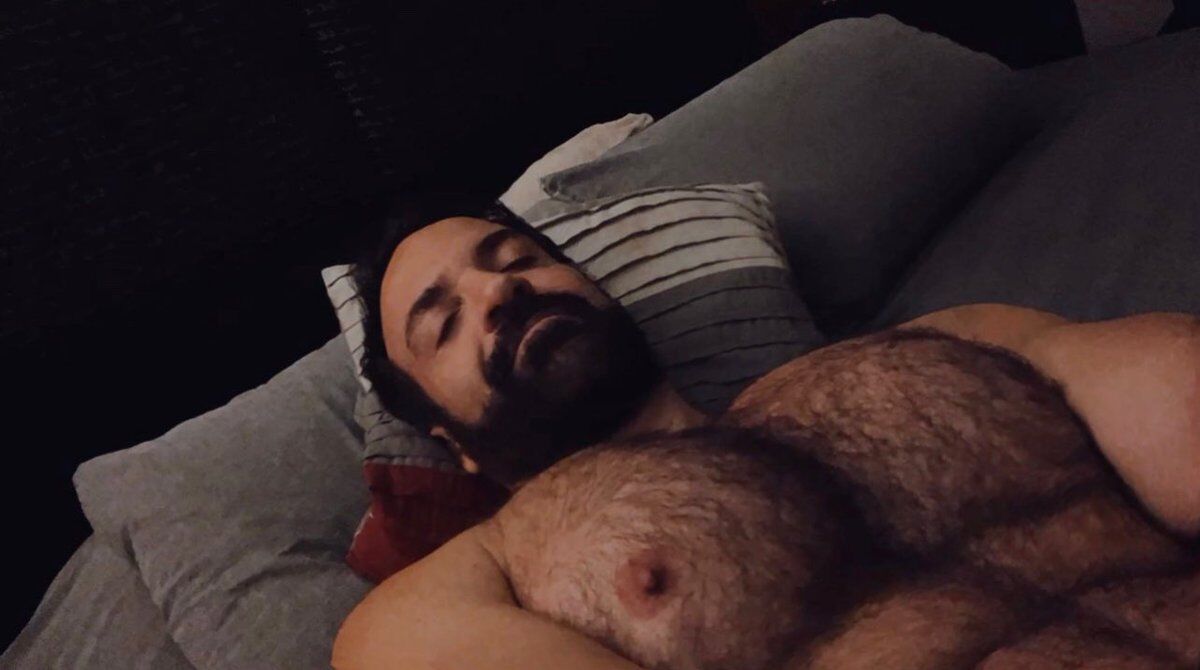 Meet Pablo Perroni, the hairy bisexual muscle daddy of your Mexican telenovela dreams