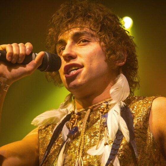Singer Josh Kiszka comes out, says he’s been in a same-sex relationship… for the last 8 years!