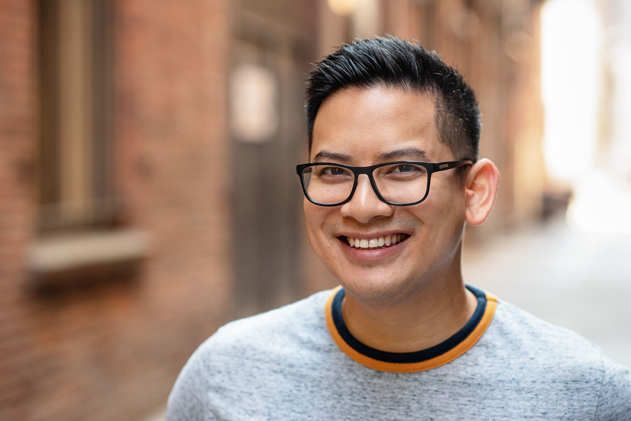 'Lizard Boy' star Justin Huertas on Grindr friends, glitter, & creating more Filipino representation - Vimarsana News