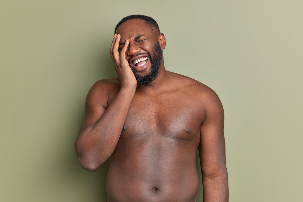 Gay guys share the funniest things that have happened mid-hookup