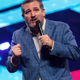 A photo of Ted Cruz in tight pants goes viral for all the wrong reasons