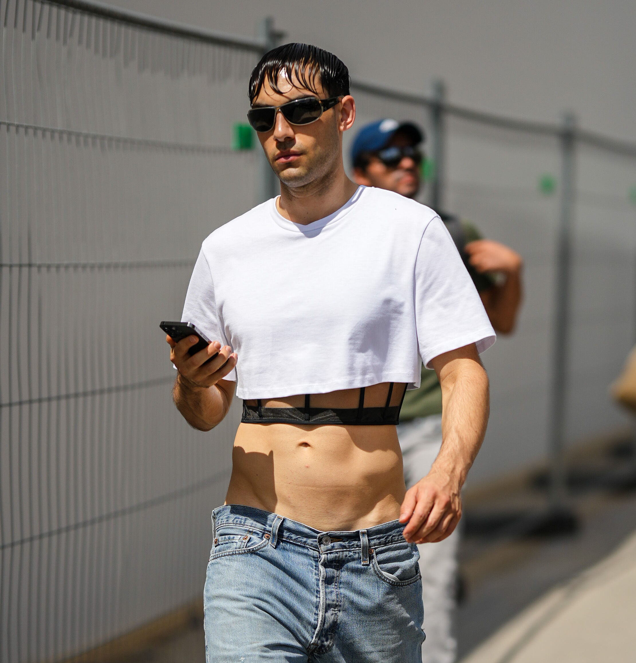 New York Times did a trend piece on men wearing crop tops and now the gays want credit! - Vimarsana News