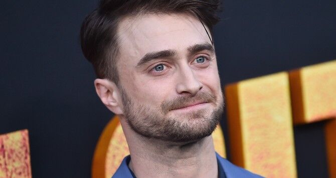 Daniel Radcliffe's ripped physique has many fans thinking the same thing - Vimarsana News