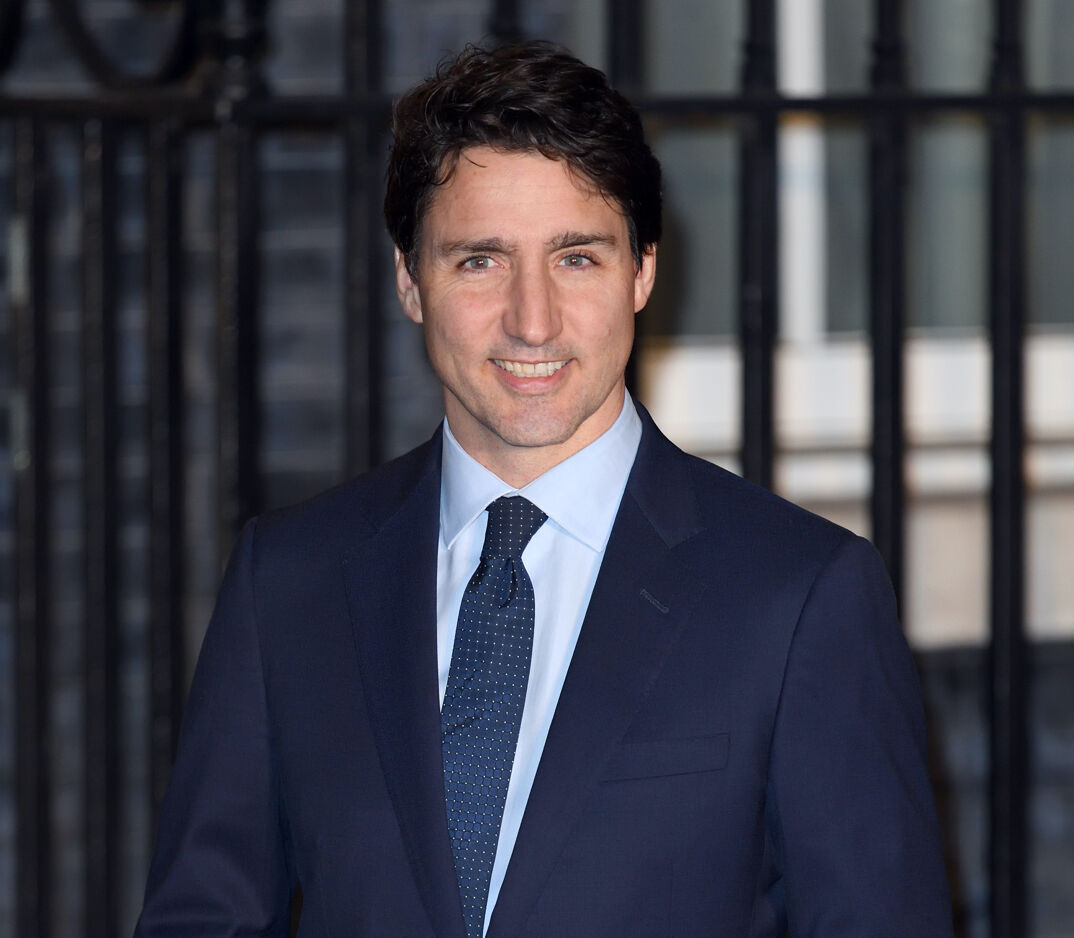 Justin Trudeau wearing a navy suit