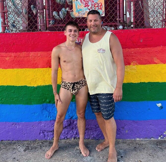 stanchris-bret-labelle-rainbow.jpg?auto=