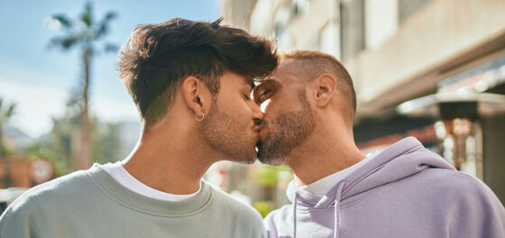Straight guy dared to kiss gay friend prefers making out instead