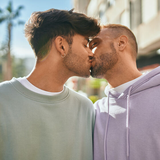 Straight guy dared to kiss gay friend prefers making out instead