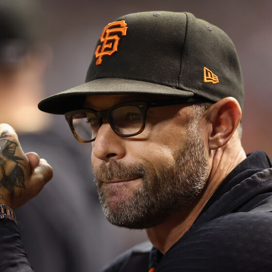 It’s time to rally around Giants manager Gabe Kapler & save our favorite baseball daddy’s job!
