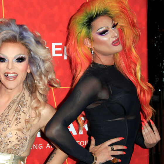 No longer restricted for nudity: Willam Belli teaches you how to tuck (NSFW)