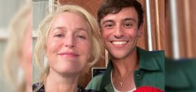 Tom Daley has something x-rated for ‘Sex Education’ star Gillian Anderson