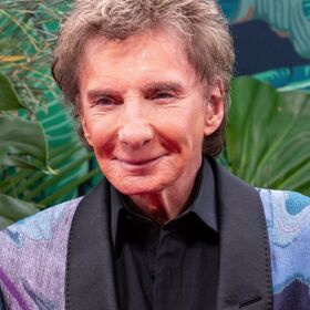 Barry Manilow once wrote to ‘Playboy’ for advice: “I was a desperate young guy”