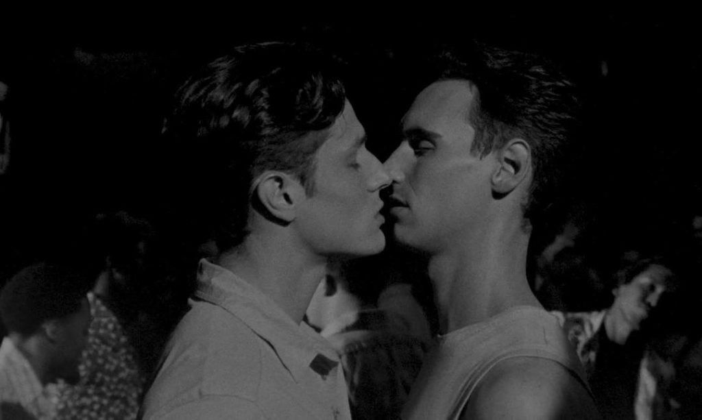 'May December' scene-stealer Cory Michael Smith has a heartbreaking secret in this gay holiday movie - Vimarsana News