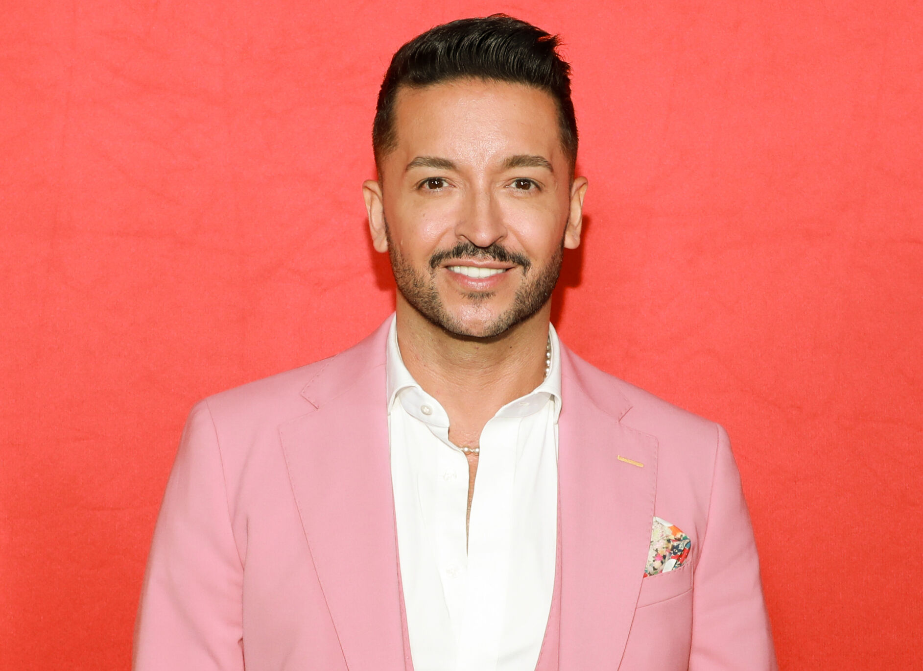 OG 'Queer Eye' star Jai Rodriguez hints those 'straight guys' weren't as hetero as you think - Vimarsana News
