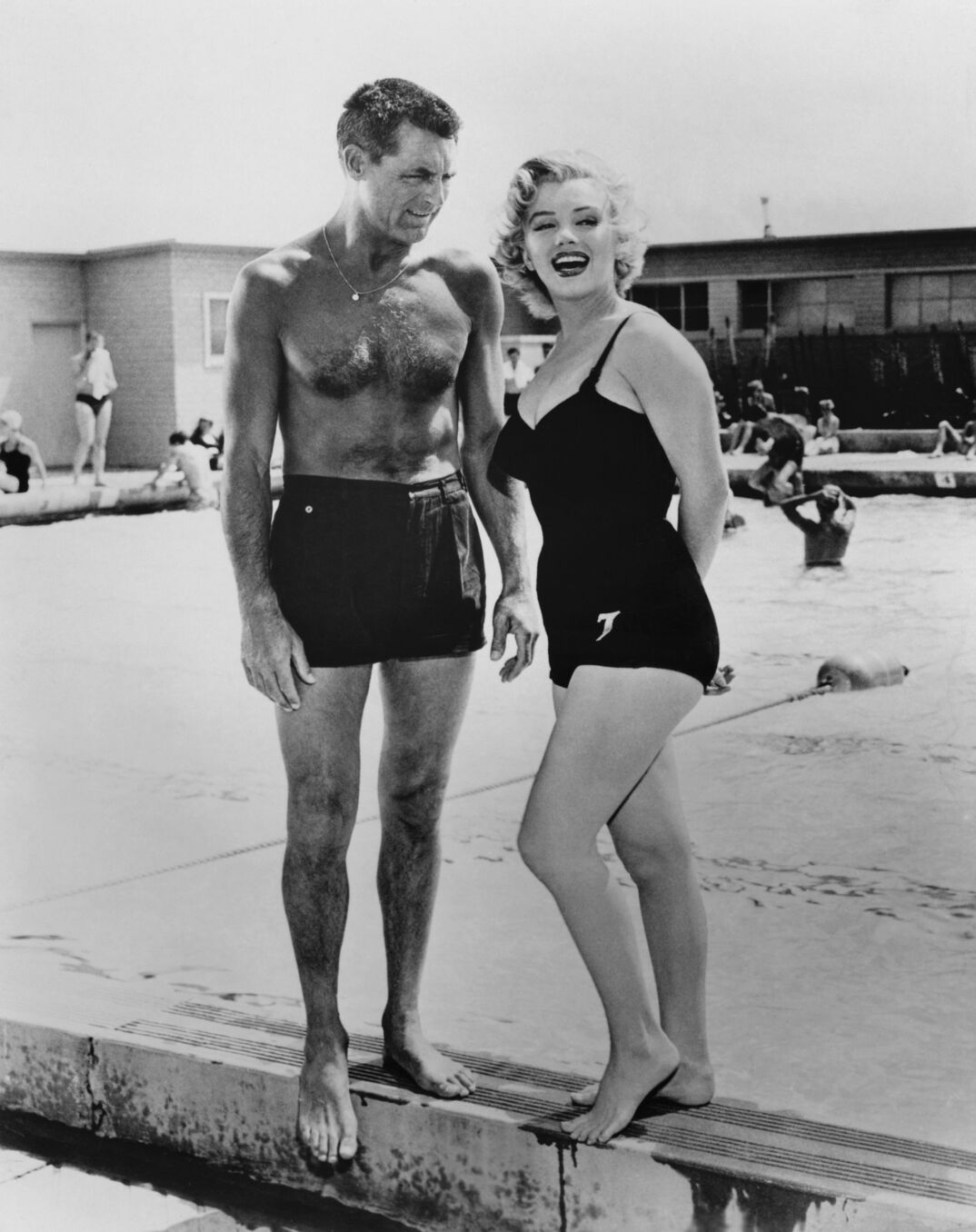 
Marilyn Monroe with Cary Grant