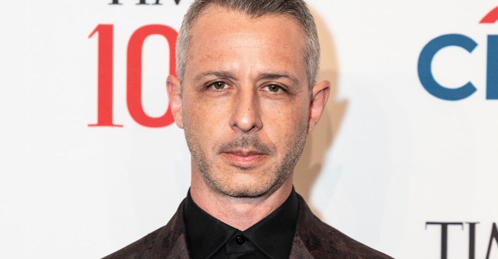 'Succession' star Jeremy Strong as notorious gay attorney Roy Cohn is deeply creepy - Vimarsana News