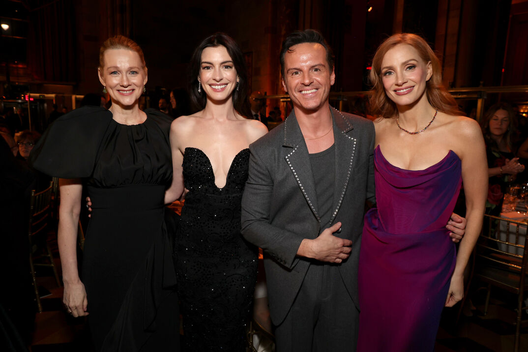 Laura Linney, Anne Hathaway, Andrew Scott, and Jessica Chastain