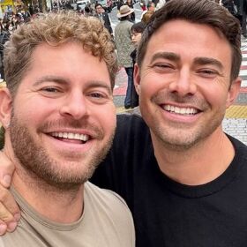 This super sweet video of Jonathan Bennett & his husband has everyone bursting into tears