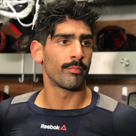 NHL player Jujhar Khaira is Gay Twitter™’s newest hockey daddy & we may need to apply ice