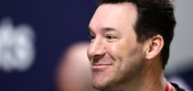 Tony Romo ended the Super Bowl with a true expression of M4M love