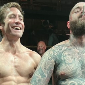 Jake Gyllenhaal & Post Malone double-teaming for a shirtless flex-off has Gay Twitter™ in a headlock