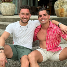 Joe & Ian’s sweaty romance: From lunchtime workouts to coffee dates & a race around the world