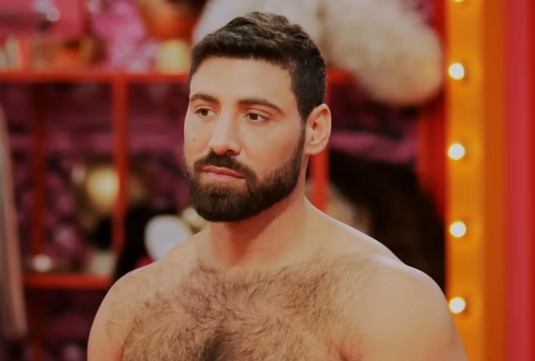 Who's the new Pit Crew hunk on 'Drag Race'? Gay Twitter™ solves the mystery in record time - Vimarsana News